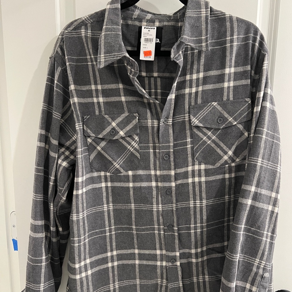 Men’s RSQ skater flannel NWT
